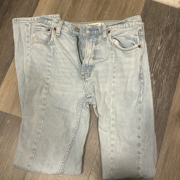 Abercrombie & Fitch Denim - Abercrombie - The Skinny High Rise